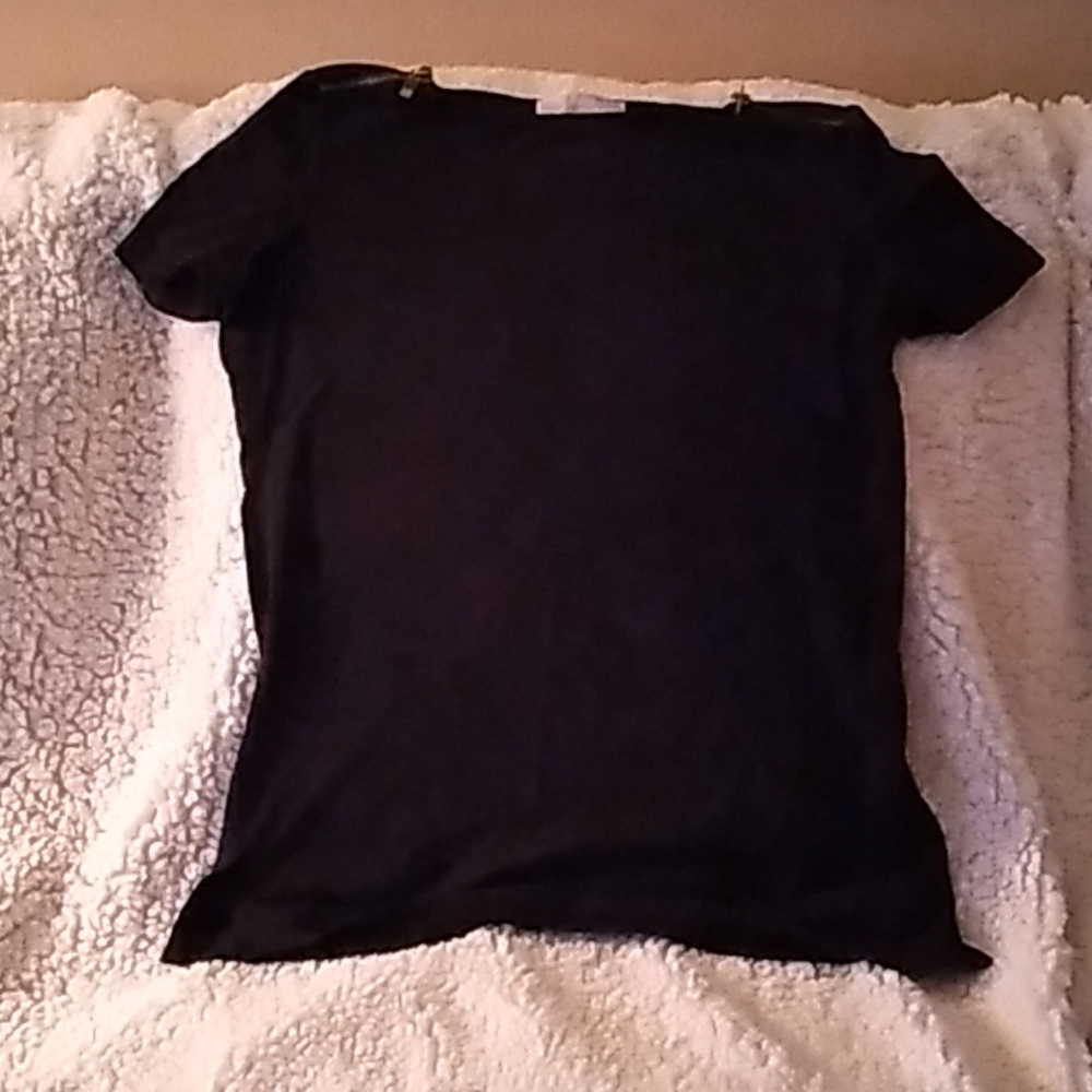 Michael Kors zipper shoulder T